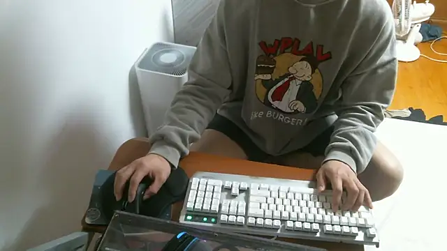 Snapshot of Stellan_0412 chatting on February 2026 04:16:02 AM Stellan 0412 online show from February 2026 04:16:02 AM