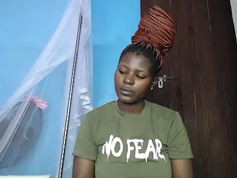 TrishaKalid online show from December 2025 07:29:02 PM