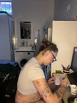 Snapshot of Hawitxui chatting on October 2025 07:31:02 AM Hawitxui online show from October 2025 07:31:02 AM