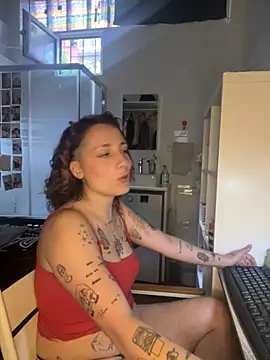 Snapshot of Hawitxui chatting on October 2025 09:21:02 AM Hawitxui online show from October 2025 09:21:02 AM