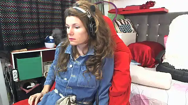 kellyterapy online show from February 2025 01:58:02 AM