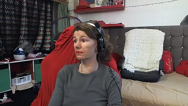 kellyterapy online show from March 2025 08:21:02 PM