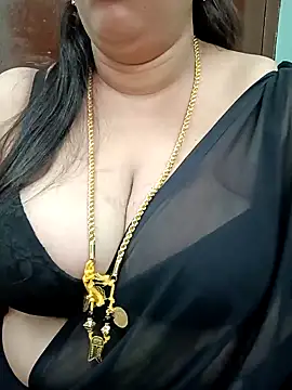 Snapshot of ashikaa_r chatting on February 2025 05:42:02 AM ashikaa r online show from February 2025 05:42:02 AM