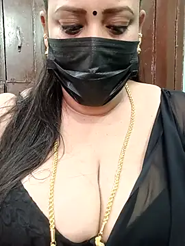 Snapshot of ashikaa_r chatting on March 2025 04:39:02 AM ashikaa r online show from March 2025 04:39:02 AM