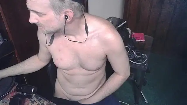 Snapshot of taboocanuck chatting on February 2026 04:57:02 PM taboocanuck online show from February 2026 04:57:02 PM