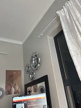 Dime-   online show from September 2025 09:37:01 PM