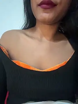 Hot Goldengirl online show from December 2025 07:18:01 PM