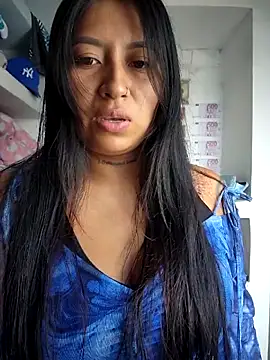 Snapshot of luisa16xxx chatting on October 2025 07:47:01 PM luisa16xxx online show from October 2025 07:47:01 PM