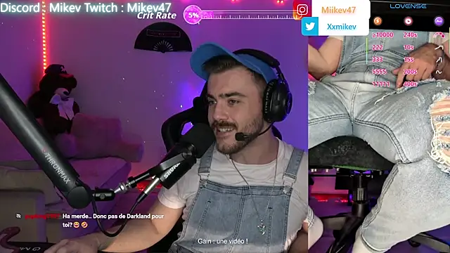 Snapshot of Mikev chatting on February 2026 07:07:01 PM Mikev online show from February 2026 07:07:01 PM