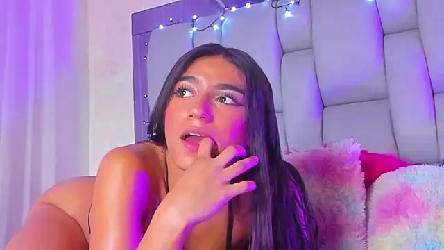 sophiieTaylor1 online show from February 2025 09:11:01 AM