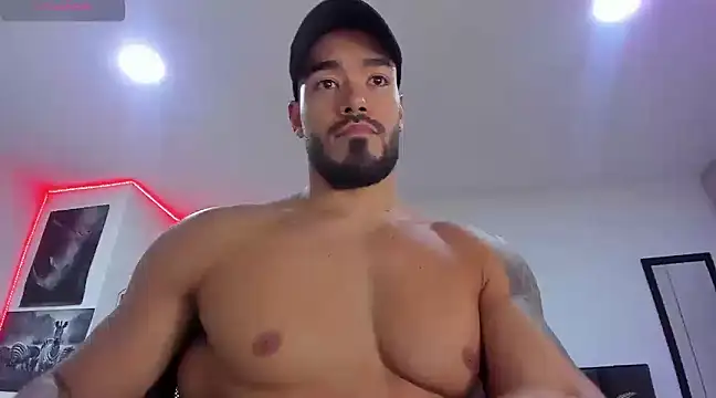 Alexander Martines online show from January 2025 10:24:01 PM