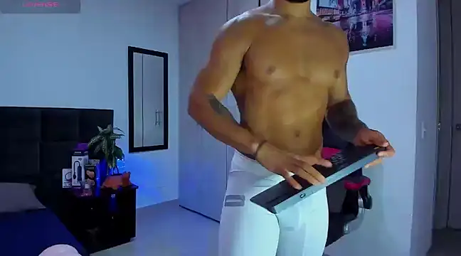 Alexander Martines online show from March 2025 11:25:01 PM