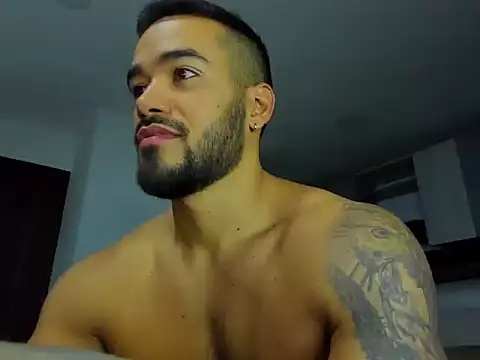 Alexander Martines online show from October 2025 01:14:01 AM