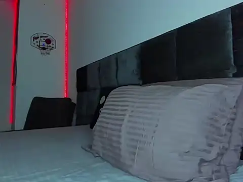 Alexander Martines online show from November 2025 12:54:02 AM