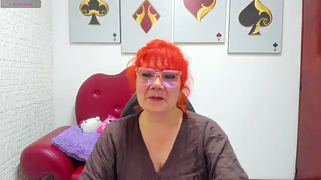 Salomeediaz  online show from May 2026 09:00:01 PM