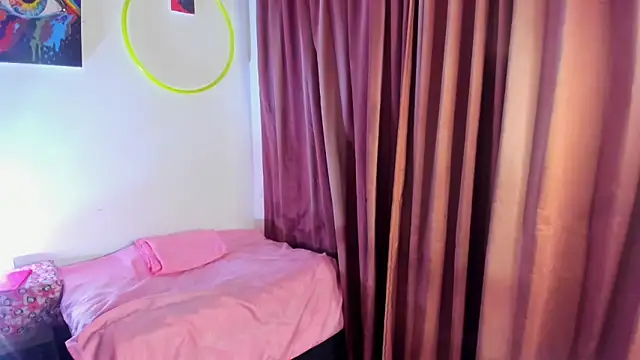 Snapshot of nicole_volkov chatting on December 2024 03:19:02 AM nicole volkov online show from December 2024 03:19:02 AM