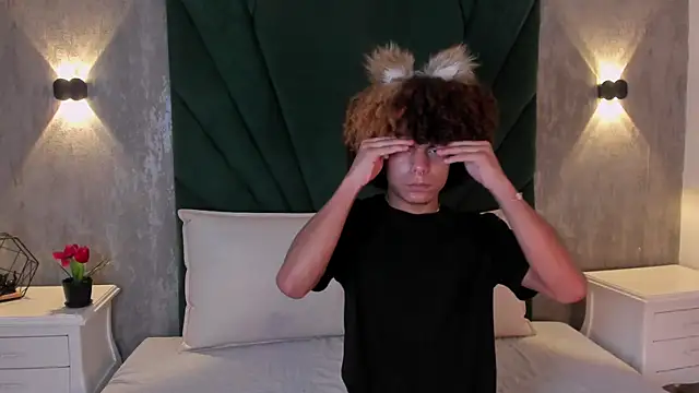 Alexiis Etereo online show from March 2026 07:32:01 PM