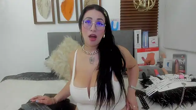 Scarleth swann online show from March 2025 02:42:02 AM