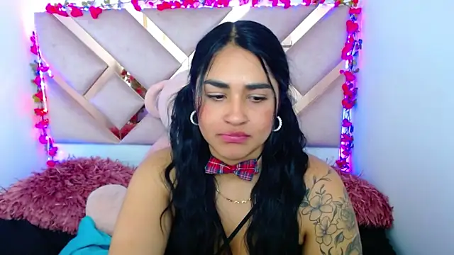 Charlotte cute18 online show from March 2025 07:00:02 AM