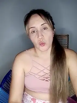 Isabel23zr online show from March 2025 03:28:02 AM