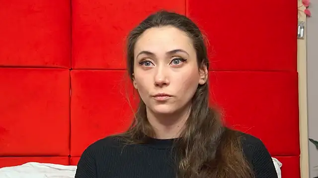 Snapshot of AliceMunro chatting on January 2025 03:40:01 PM AliceMunro online show from January 2025 03:40:01 PM