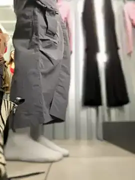 Snapshot of Accole chatting on January 2025 11:28:02 AM Accole online show from January 2025 11:28:02 AM