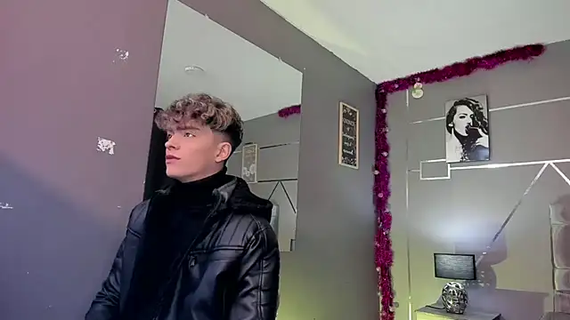 ANDRIUS 24 online show from December 2024 12:44:01 PM