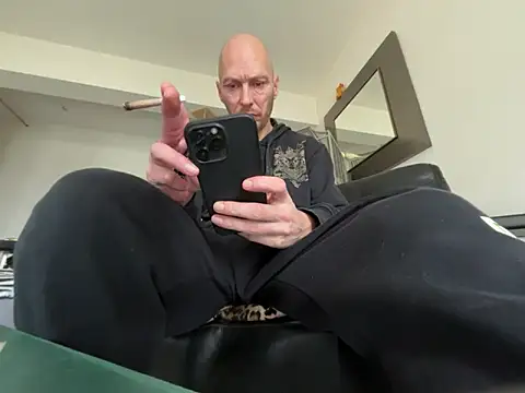 Snapshot of Germankink chatting on January 2025 10:39:01 AM Germankink online show from January 2025 10:39:01 AM