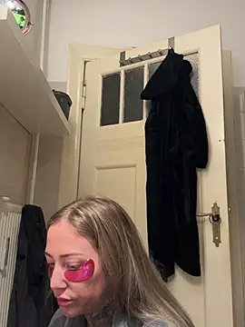 ElenaHaze online show from January 2025 07:04:02 AM