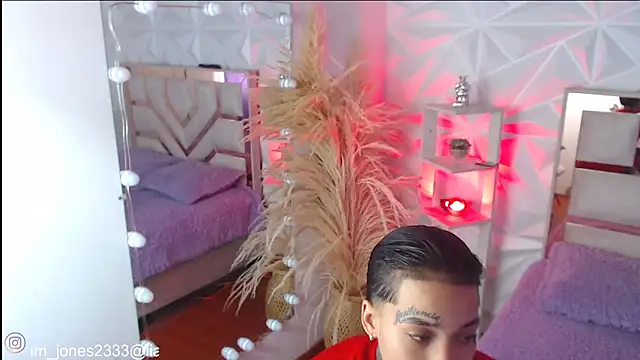 Jonesliam23 online show from October 2025 07:14:02 PM