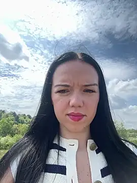 Snapshot of Vanesskaa chatting on May 2026 11:26:02 AM Vanesskaa online show from May 2026 11:26:02 AM