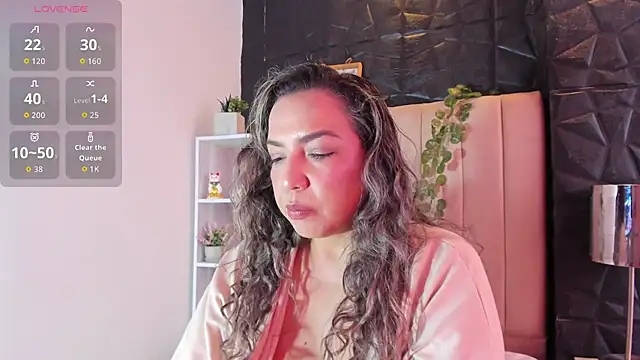 marie hss online show from November 2025 02:39:02 PM