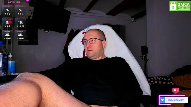 Snapshot of alicantino841 chatting on February 2025 05:25:01 AM alicantino841 online show from February 2025 05:25:01 AM