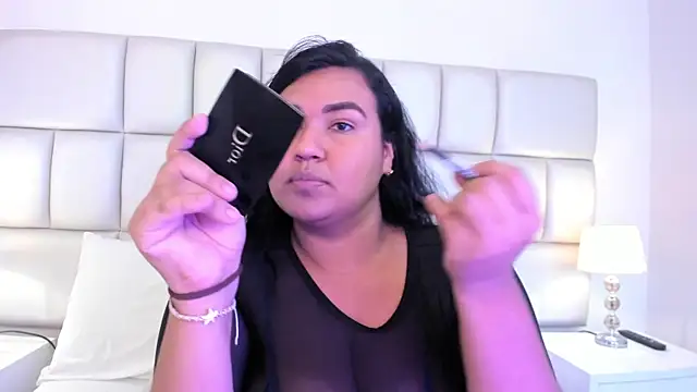 Snapshot of DojaAissha chatting on January 2025 03:26:02 AM DojaAissha online show from January 2025 03:26:02 AM