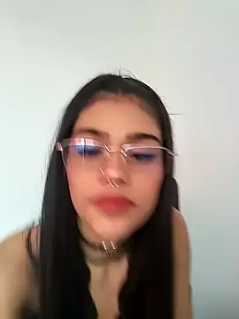 Snapshot of CatrinaRossi chatting on December 2024 08:25:02 PM CatrinaRossi online show from December 2024 08:25:02 PM