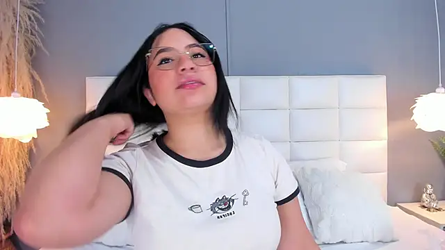 HannaKarson online show from February 2026 11:36:02 AM