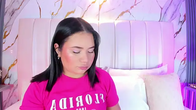 HannaKarson online show from February 2026 11:41:01 AM