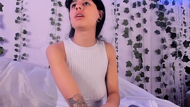 Snapshot of Natasha_Nasty2 chatting on December 2024 11:17:02 PM Natasha Nasty2 online show from December 2024 11:17:02 PM