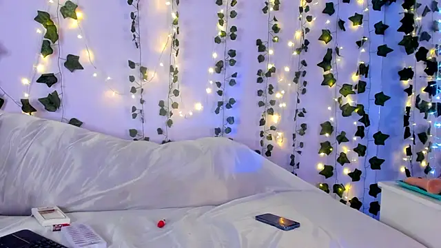 Snapshot of Natasha_Nasty2 chatting on December 2024 03:37:01 AM Natasha Nasty2 online show from December 2024 03:37:01 AM