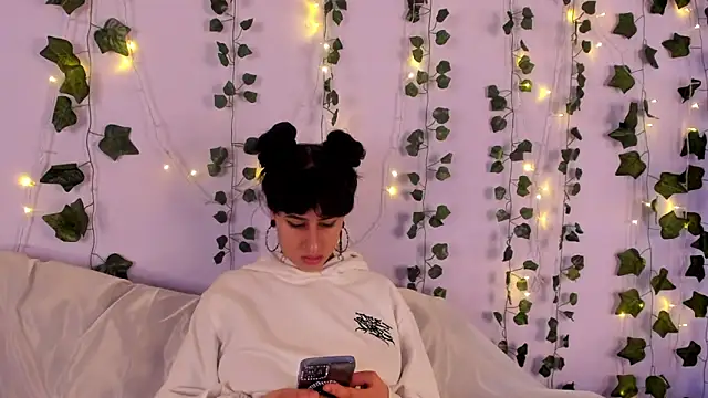 Snapshot of Natasha_Nasty2 chatting on January 2025 03:29:02 AM Natasha Nasty2 online show from January 2025 03:29:02 AM