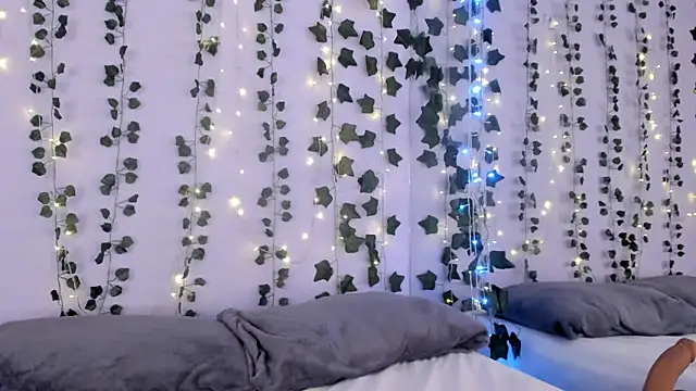 Snapshot of Natasha_Nasty2 chatting on January 2025 02:43:02 AM Natasha Nasty2 online show from January 2025 02:43:02 AM