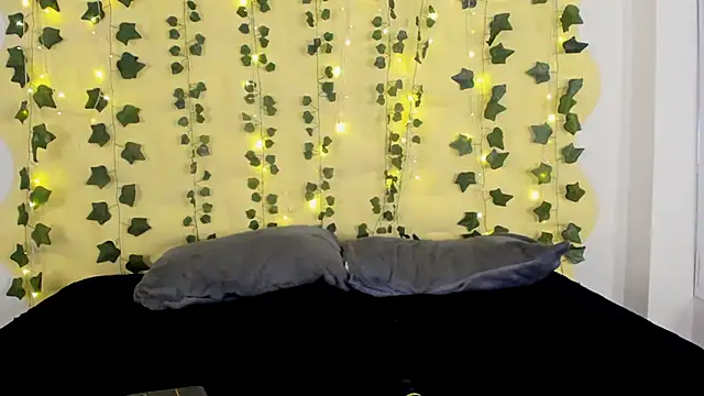 Snapshot of Natasha_Nasty2 chatting on February 2025 05:21:02 AM Natasha Nasty2 online show from February 2025 05:21:02 AM