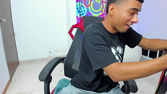 ANGEL NICOLAS online show from December 2025 10:16:01 PM