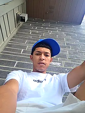 Snapshot of Yoko0381 chatting on October 2025 06:27:02 PM Yoko0381 online show from October 2025 06:27:02 PM