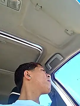 Snapshot of Yoko0381 chatting on November 2025 06:52:01 PM Yoko0381 online show from November 2025 06:52:01 PM