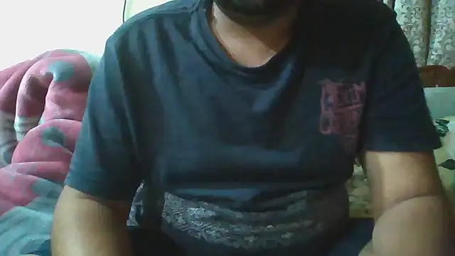 whoreboi98 online show from January 2026 01:05:02 PM