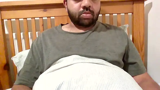 whoreboi98 online show from April 2026 09:15:02 PM