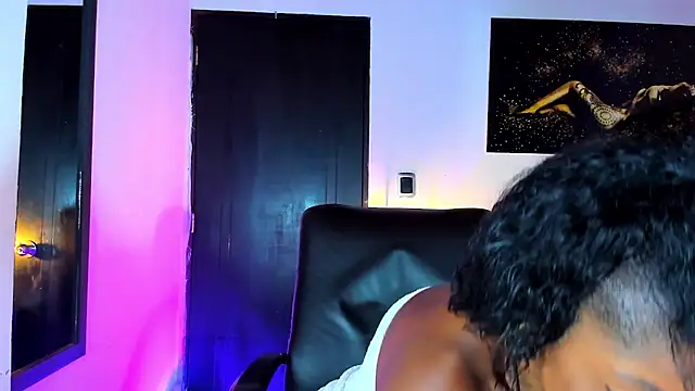 KimberlyBanks2 online show from January 2025 10:19:01 AM