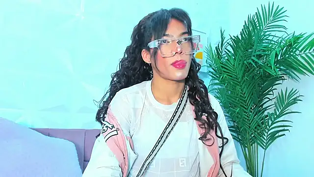 Briyit Doll online show from January 2025 02:48:02 AM