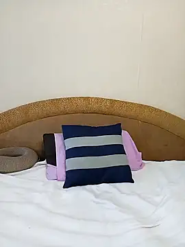 Tina Alev online show from March 2025 08:16:02 AM